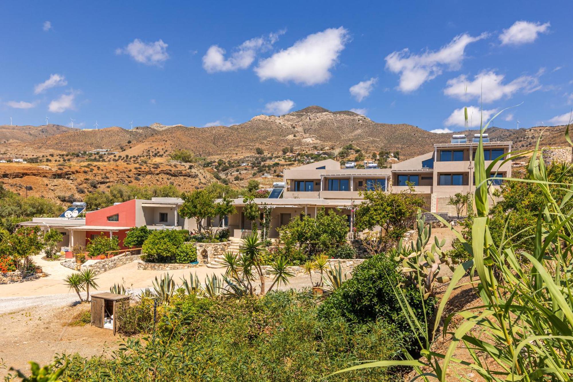 Mythos Village Diskos Lentas Luaran gambar